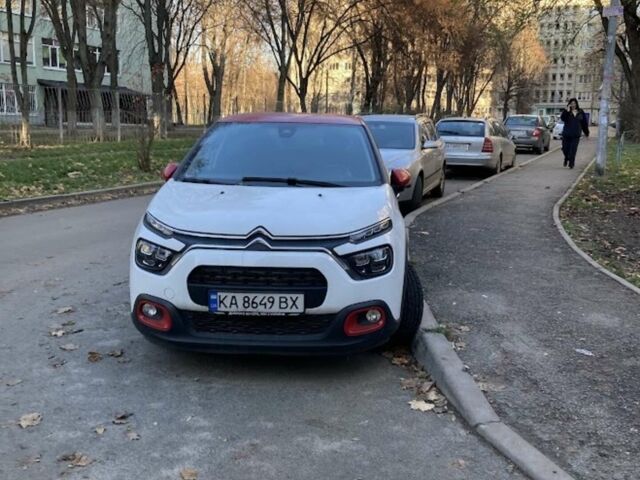 Белый Ситроен С3, объемом двигателя 1.2 л и пробегом 12 тыс. км за 15500 $, фото 1 на Automoto.ua