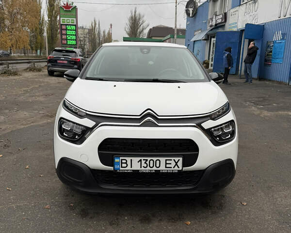 Белый Ситроен С3, объемом двигателя 1.2 л и пробегом 30 тыс. км за 13000 $, фото 1 на Automoto.ua