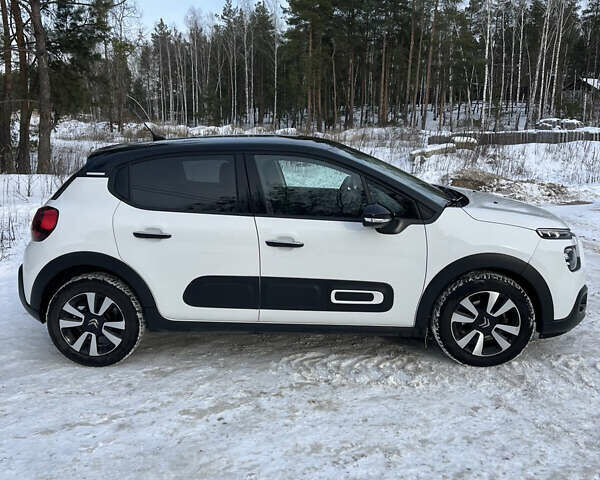 Білий Сітроен С3, об'ємом двигуна 1.2 л та пробігом 31 тис. км за 19500 $, фото 1 на Automoto.ua