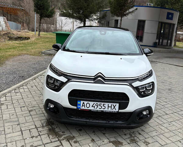 Белый Ситроен С3, объемом двигателя 1.2 л и пробегом 19 тыс. км за 17799 $, фото 1 на Automoto.ua