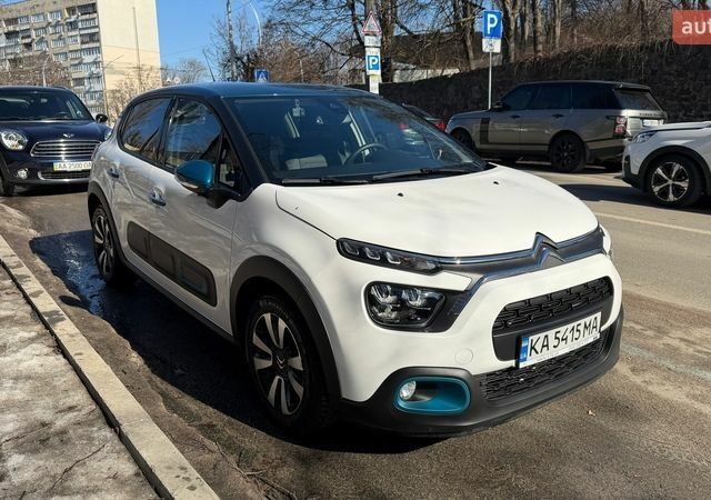 Белый Ситроен С3, объемом двигателя 1.2 л и пробегом 10 тыс. км за 19500 $, фото 1 на Automoto.ua