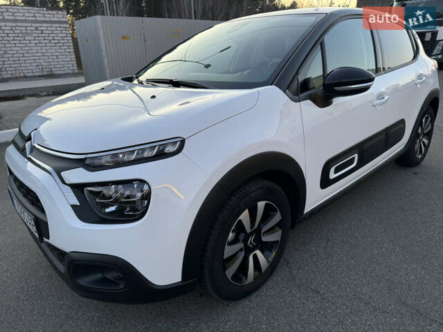 Белый Ситроен С3, объемом двигателя 1.2 л и пробегом 10 тыс. км за 18600 $, фото 1 на Automoto.ua