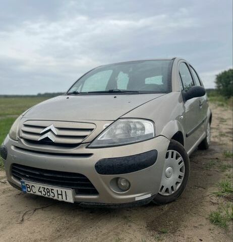 Бежевий Сітроен С3, об'ємом двигуна 1.4 л та пробігом 206 тис. км за 2000 $, фото 1 на Automoto.ua