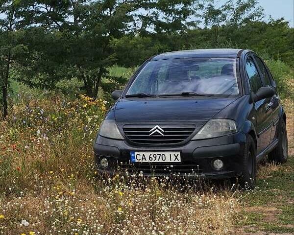 Чорний Сітроен С3, об'ємом двигуна 1.4 л та пробігом 379 тис. км за 4000 $, фото 1 на Automoto.ua