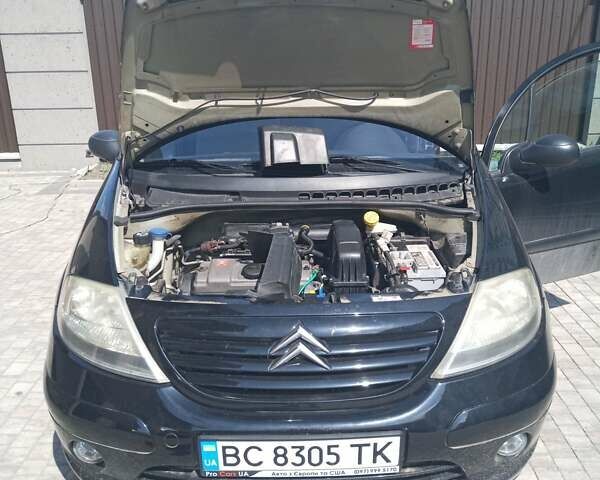 Черный Ситроен С3, объемом двигателя 1.36 л и пробегом 155 тыс. км за 4500 $, фото 1 на Automoto.ua