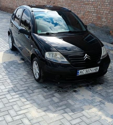 Чорний Сітроен С3, об'ємом двигуна 1.4 л та пробігом 249 тис. км за 2800 $, фото 1 на Automoto.ua