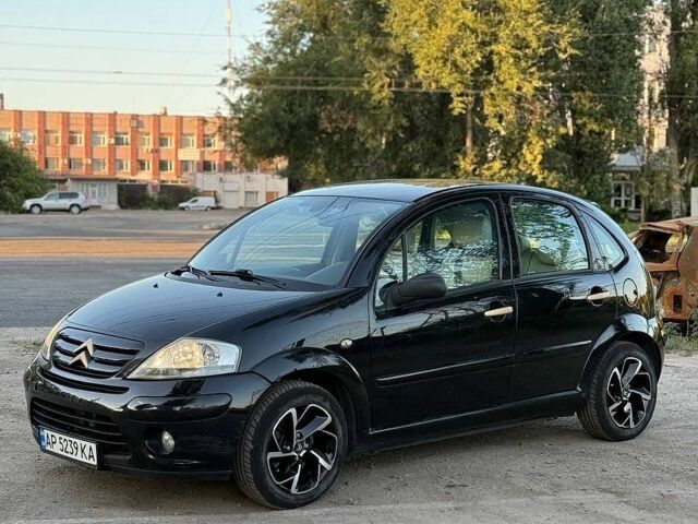 Чорний Сітроен С3, об'ємом двигуна 1.36 л та пробігом 190 тис. км за 3200 $, фото 1 на Automoto.ua