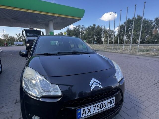 Чорний Сітроен С3, об'ємом двигуна 1.4 л та пробігом 282 тис. км за 4900 $, фото 1 на Automoto.ua
