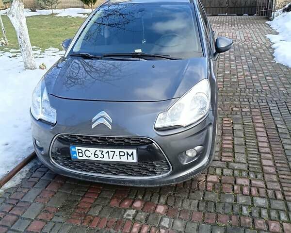 Чорний Сітроен С3, об'ємом двигуна 1.4 л та пробігом 180 тис. км за 5700 $, фото 1 на Automoto.ua