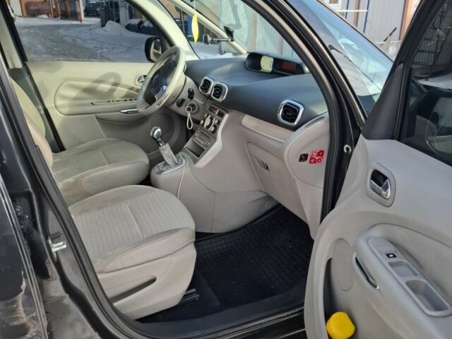 Черный Ситроен С3, объемом двигателя 1.6 л и пробегом 202 тыс. км за 4400 $, фото 1 на Automoto.ua