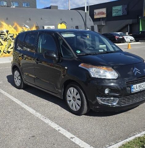 Чорний Сітроен С3, об'ємом двигуна 1.4 л та пробігом 170 тис. км за 5800 $, фото 1 на Automoto.ua
