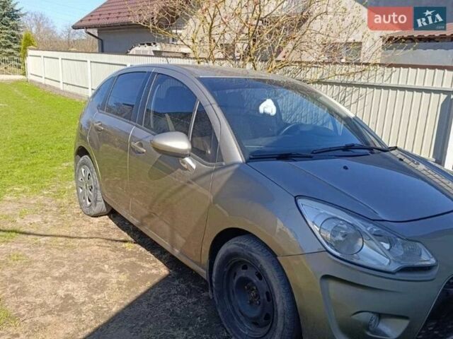 Коричневий Сітроен С3, об'ємом двигуна 1.6 л та пробігом 220 тис. км за 5000 $, фото 1 на Automoto.ua