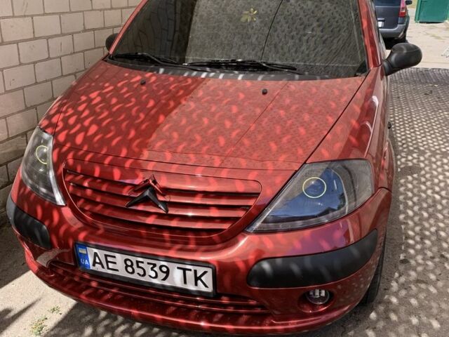 Красный Ситроен С3, объемом двигателя 1.4 л и пробегом 175 тыс. км за 4200 $, фото 1 на Automoto.ua