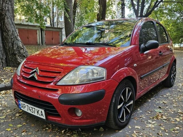 Красный Ситроен С3, объемом двигателя 1.4 л и пробегом 165 тыс. км за 3713 $, фото 1 на Automoto.ua