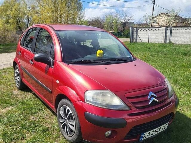 Красный Ситроен С3, объемом двигателя 1.36 л и пробегом 122 тыс. км за 4800 $, фото 1 на Automoto.ua