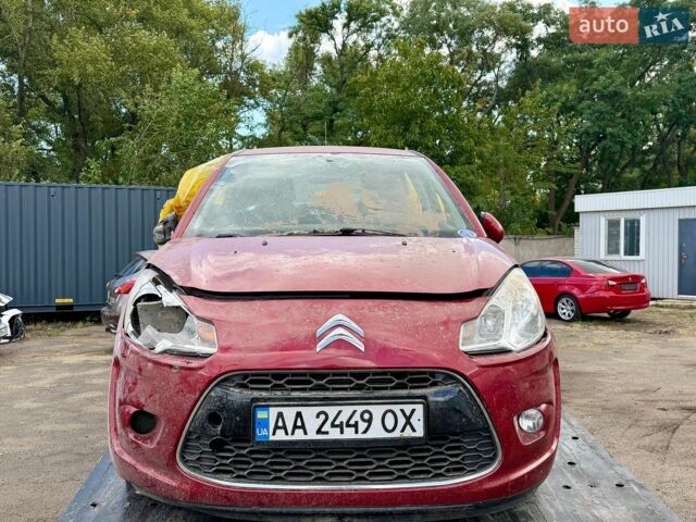 Красный Ситроен С3, объемом двигателя 1.4 л и пробегом 115 тыс. км за 2200 $, фото 1 на Automoto.ua