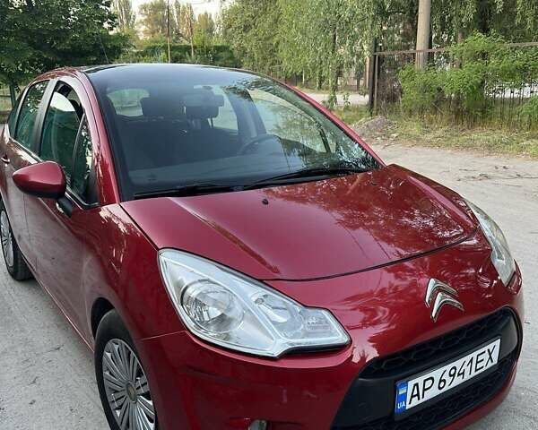 Красный Ситроен С3, объемом двигателя 1.4 л и пробегом 112 тыс. км за 5900 $, фото 1 на Automoto.ua