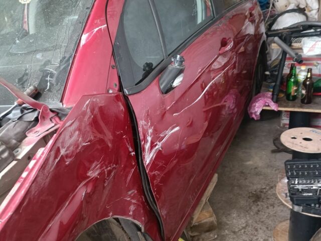 Красный Ситроен С3, объемом двигателя 1.4 л и пробегом 140 тыс. км за 2500 $, фото 1 на Automoto.ua