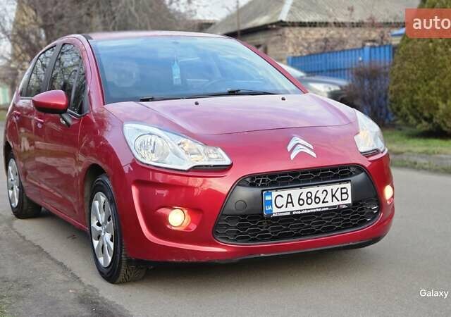 Красный Ситроен С3, объемом двигателя 1.4 л и пробегом 137 тыс. км за 5900 $, фото 1 на Automoto.ua