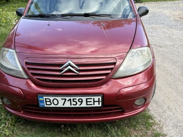 Червоний Сітроен С3, об'ємом двигуна 1.4 л та пробігом 300 тис. км за 3700 $, фото 1 на Automoto.ua