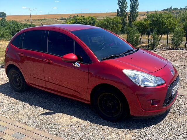 Ситроен С3, объемом двигателя 1.4 л и пробегом 200 тыс. км за 4500 $, фото 1 на Automoto.ua