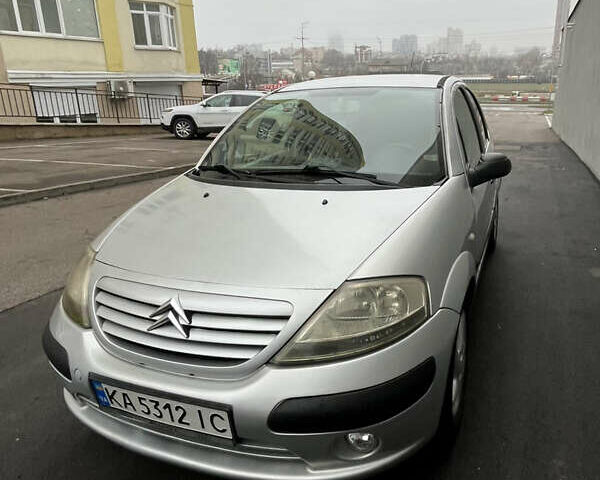 Серый Ситроен С3, объемом двигателя 1.36 л и пробегом 295 тыс. км за 3800 $, фото 1 на Automoto.ua