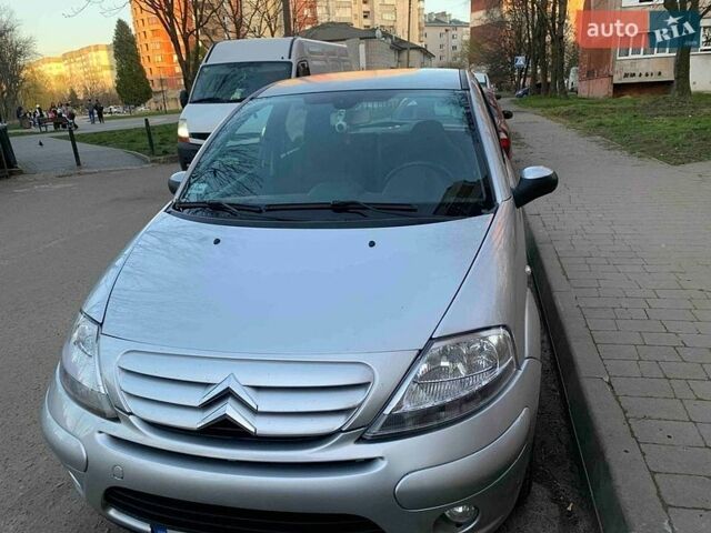 Сірий Сітроен С3, об'ємом двигуна 1.4 л та пробігом 230 тис. км за 2800 $, фото 1 на Automoto.ua