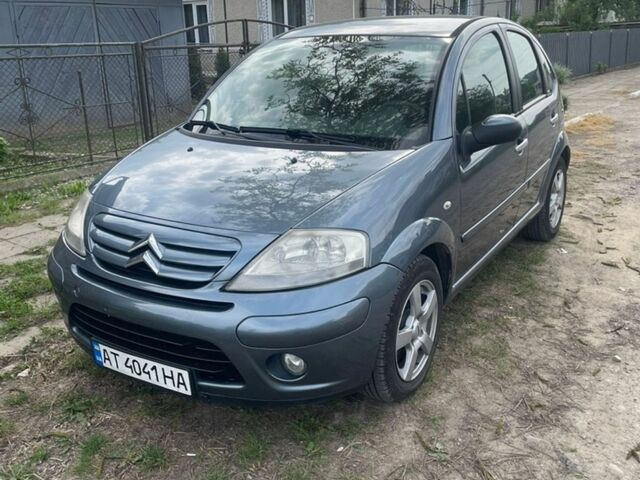 Сірий Сітроен С3, об'ємом двигуна 1.4 л та пробігом 327 тис. км за 3800 $, фото 1 на Automoto.ua