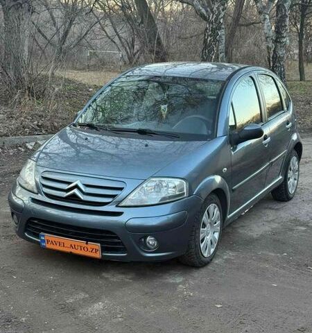 Серый Ситроен С3, объемом двигателя 1.4 л и пробегом 211 тыс. км за 4350 $, фото 1 на Automoto.ua