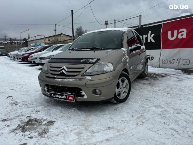 Серый Ситроен С3, объемом двигателя 1.4 л и пробегом 124 тыс. км за 4990 $, фото 1 на Automoto.ua