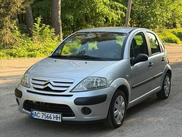 Сірий Сітроен С3, об'ємом двигуна 1.36 л та пробігом 275 тис. км за 3899 $, фото 1 на Automoto.ua