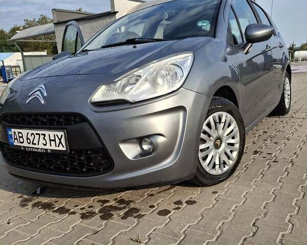 Сірий Сітроен С3, об'ємом двигуна 1.4 л та пробігом 247 тис. км за 5600 $, фото 1 на Automoto.ua