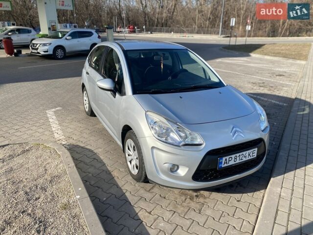 Серый Ситроен С3, объемом двигателя 1.1 л и пробегом 183 тыс. км за 5500 $, фото 1 на Automoto.ua