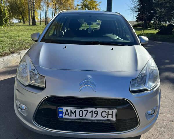Серый Ситроен С3, объемом двигателя 1.4 л и пробегом 269 тыс. км за 5300 $, фото 1 на Automoto.ua