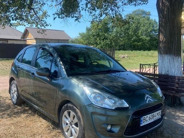 Серый Ситроен С3, объемом двигателя 1.4 л и пробегом 107 тыс. км за 6200 $, фото 1 на Automoto.ua