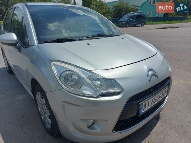 Серый Ситроен С3, объемом двигателя 1.4 л и пробегом 235 тыс. км за 5300 $, фото 1 на Automoto.ua