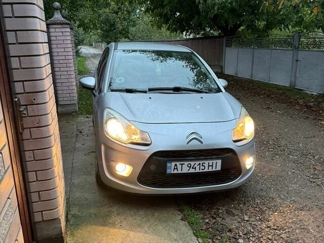 Сірий Сітроен С3, об'ємом двигуна 1.4 л та пробігом 260 тис. км за 6000 $, фото 1 на Automoto.ua