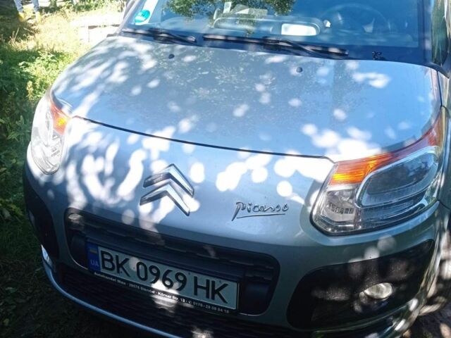 Серый Ситроен С3, объемом двигателя 1.4 л и пробегом 184 тыс. км за 5400 $, фото 1 на Automoto.ua