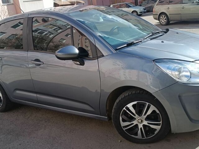 Сірий Сітроен С3, об'ємом двигуна 1.4 л та пробігом 221 тис. км за 4600 $, фото 1 на Automoto.ua