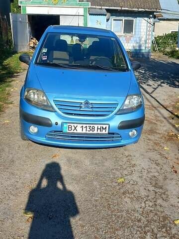 Синий Ситроен С3, объемом двигателя 1.4 л и пробегом 196 тыс. км за 3900 $, фото 1 на Automoto.ua