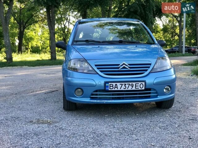 Синий Ситроен С3, объемом двигателя 1.6 л и пробегом 260 тыс. км за 3100 $, фото 1 на Automoto.ua
