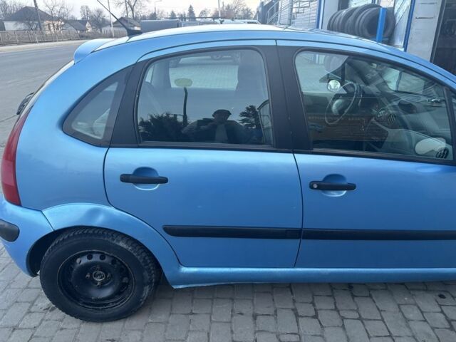 Синий Ситроен С3, объемом двигателя 1.1 л и пробегом 293 тыс. км за 2800 $, фото 1 на Automoto.ua