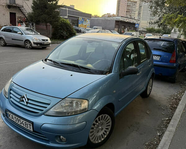 Синий Ситроен С3, объемом двигателя 1.59 л и пробегом 143 тыс. км за 3750 $, фото 1 на Automoto.ua