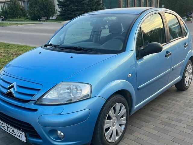 Синий Ситроен С3, объемом двигателя 1.5 л и пробегом 130 тыс. км за 4500 $, фото 1 на Automoto.ua