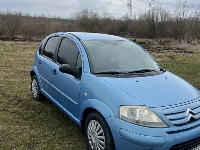 Синий Ситроен С3, объемом двигателя 1.4 л и пробегом 240 тыс. км за 3500 $, фото 1 на Automoto.ua