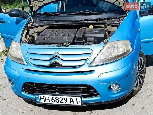 Синий Ситроен С3, объемом двигателя 1.36 л и пробегом 214 тыс. км за 3500 $, фото 1 на Automoto.ua