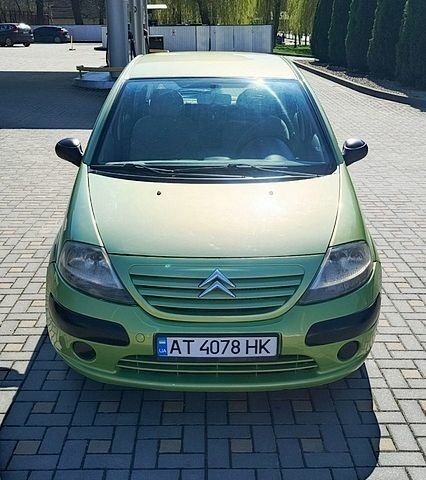 Зеленый Ситроен С3, объемом двигателя 1.12 л и пробегом 257 тыс. км за 2550 $, фото 1 на Automoto.ua