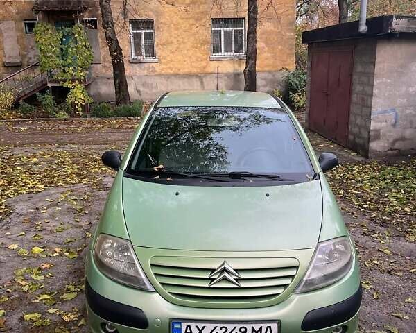 Сітроен С3 2003 у Дніпро (Дніпропетровську) на Automoto.ua Зелений Сітроен С3, об'ємом двигуна 1.12 л та пробігом 227 тис. км за 3300 $, фото 1 на Automoto.ua