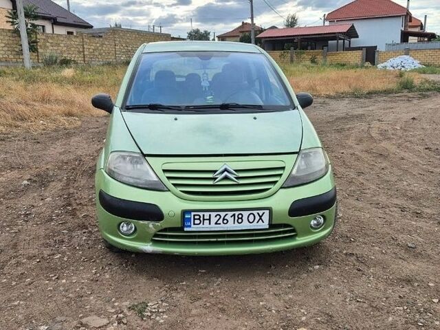 Зеленый Ситроен С3, объемом двигателя 1.36 л и пробегом 173 тыс. км за 3100 $, фото 1 на Automoto.ua