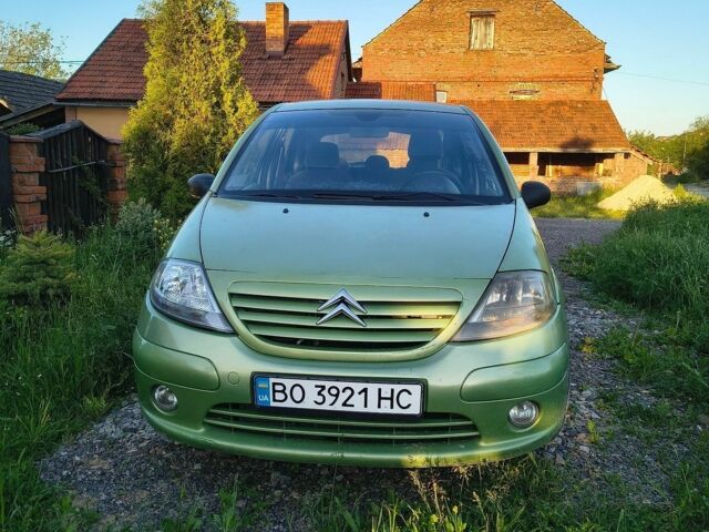 Зелений Сітроен С3, об'ємом двигуна 1.36 л та пробігом 159 тис. км за 4000 $, фото 1 на Automoto.ua